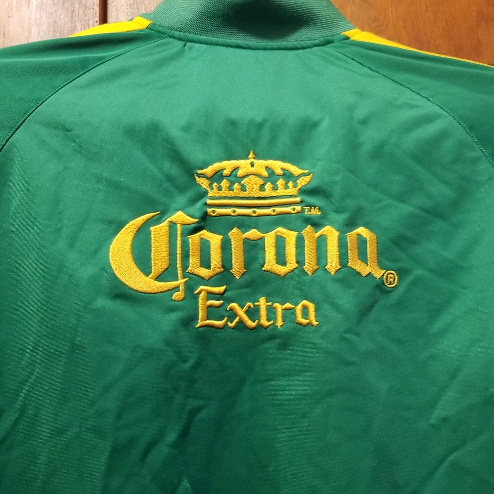 Corona Extra Jacket - Picture 3 of 11